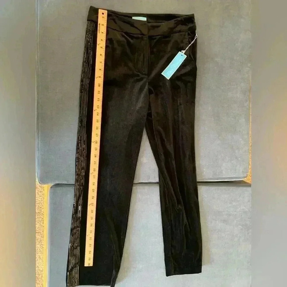 Woman’s Draper James Black Velvet Sequined Accent Holiday Workwear Pants Size 8 - Picture 12 of 13